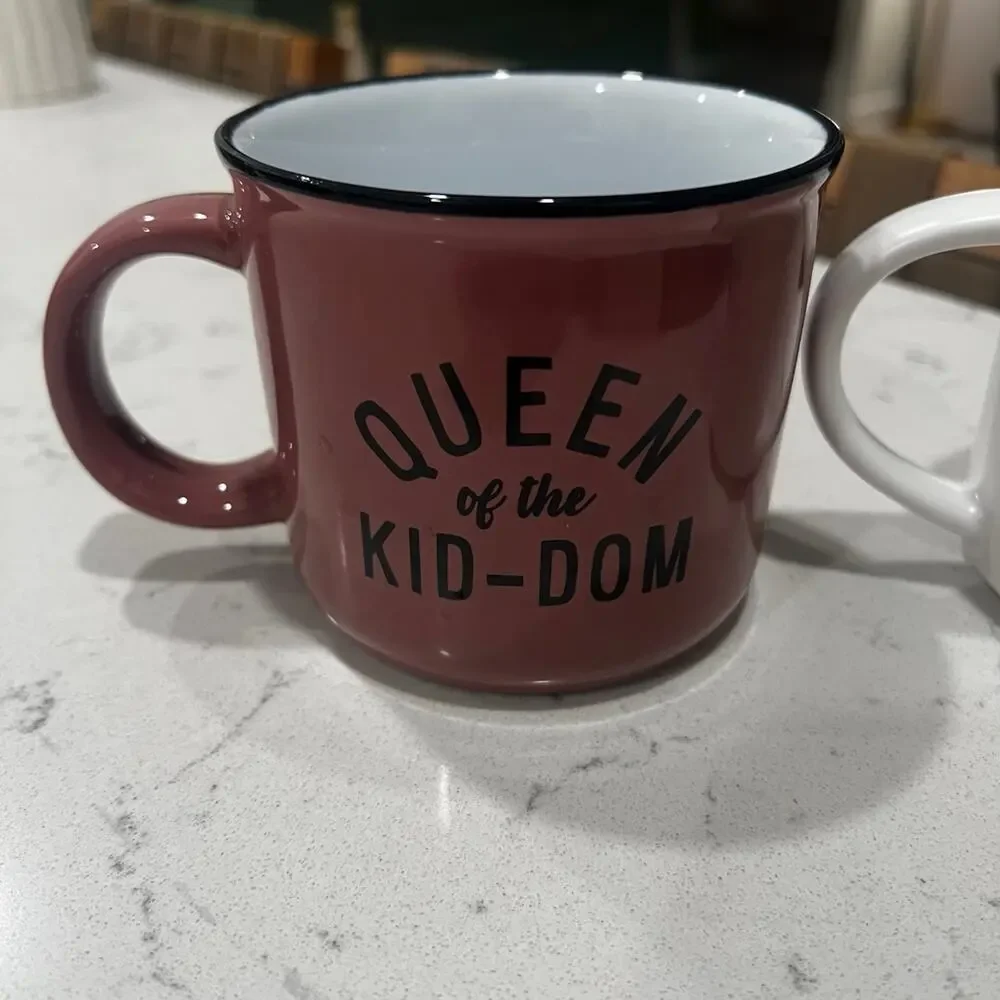 Mug lot for mom of littles!